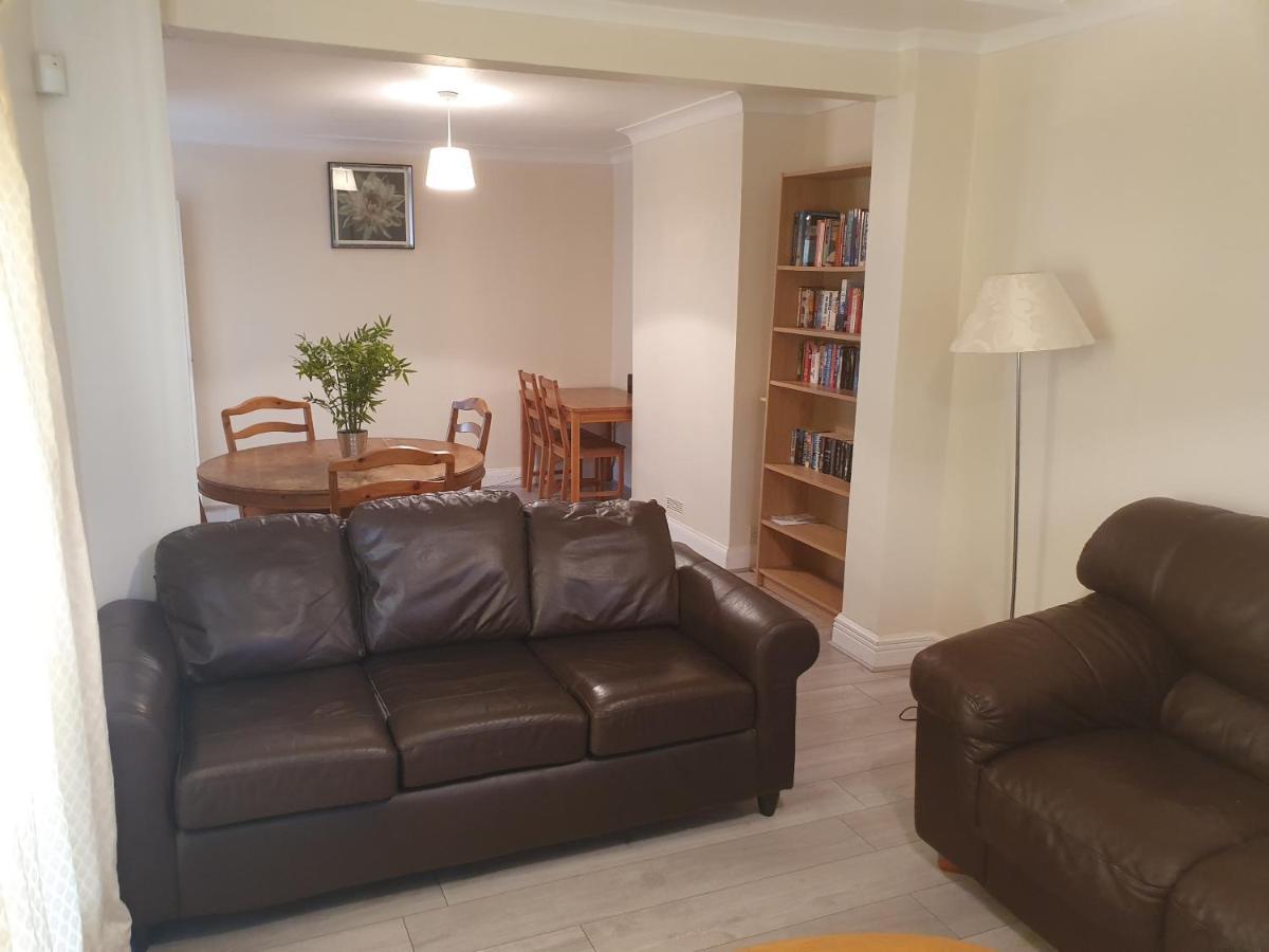 런던 Elegant House 10 Minutes Walk To Wembley Stadium 빌라 외부 사진